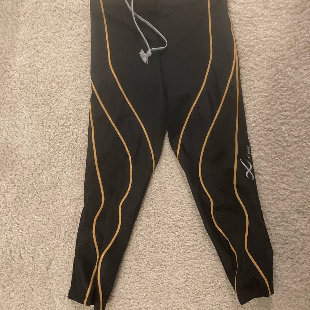 CW-X Capri activewear, NWT, size M